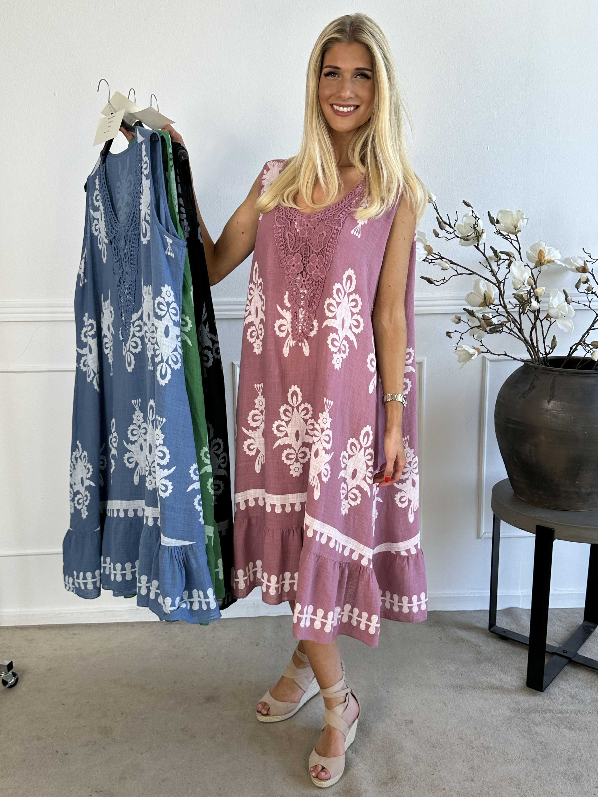 Tanzania - Vacker bomullsklänning i linneliknande tyg